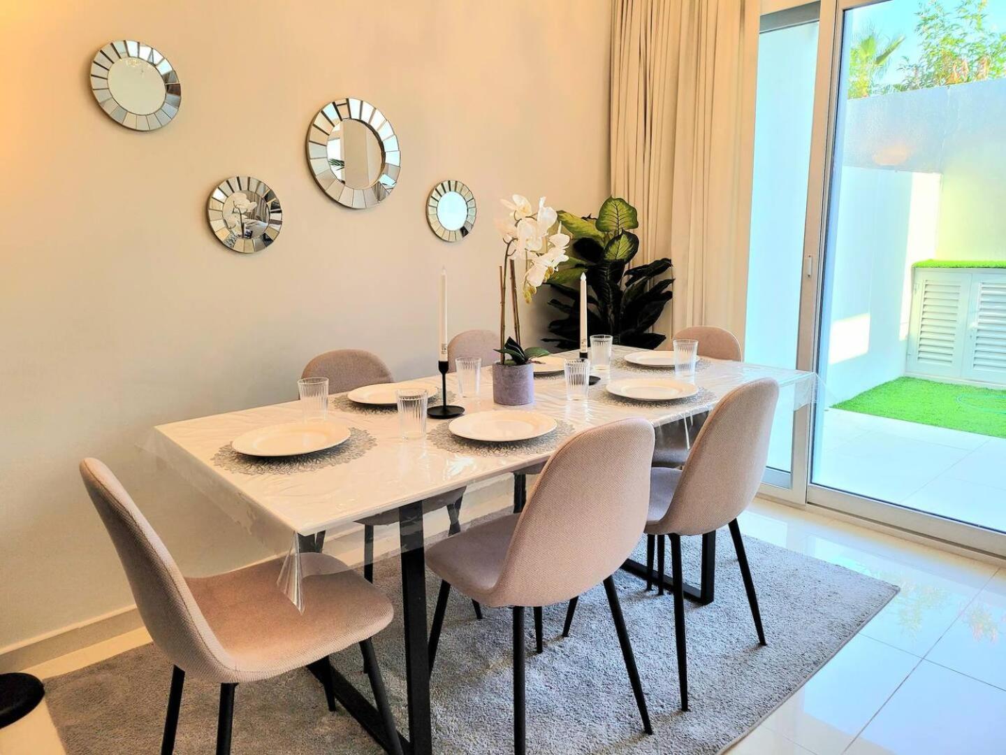 Villa Victoria Damac Hills 2 Family Retreat With Waterpark And Petting Farm Dubai Esterno foto